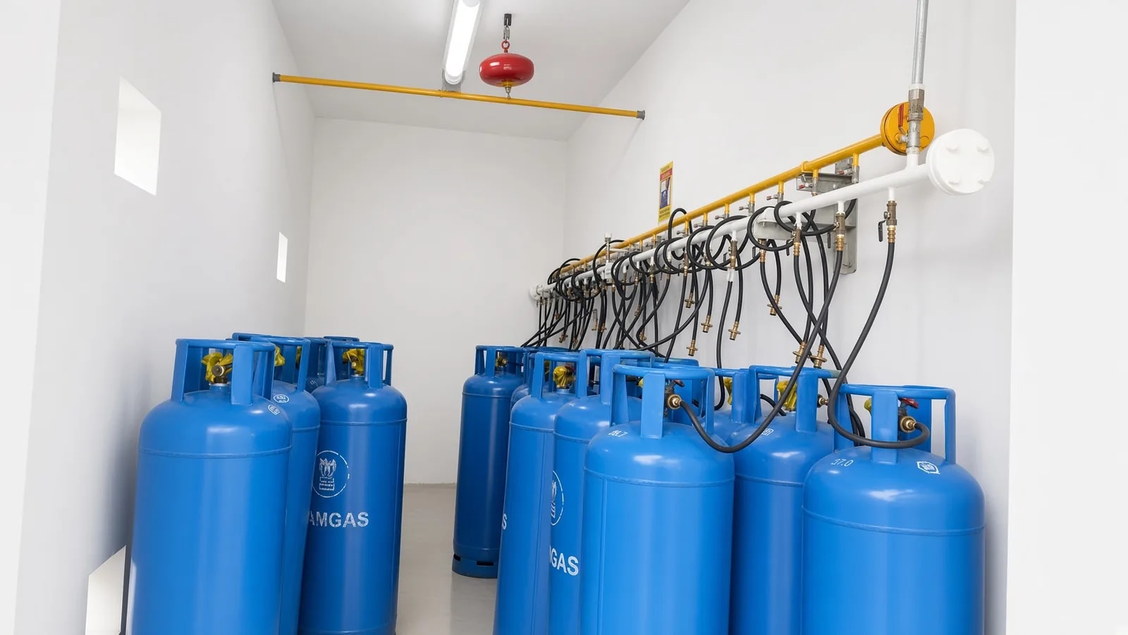 Full view of the cylinder room for the Tan Son Nhat / Pavilon / Blue project