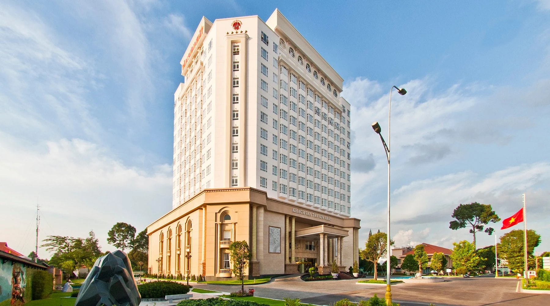Exterior of Tan Son Nhat hotel